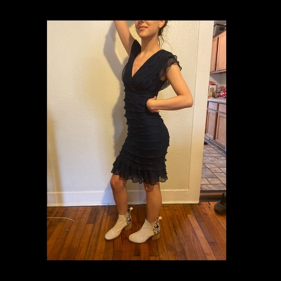 Max Studio Ruffle Dress - Picture 4 of 6